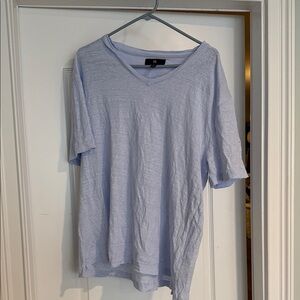 Banana Republic Light Blue linen V-Neck Men's Tee XL